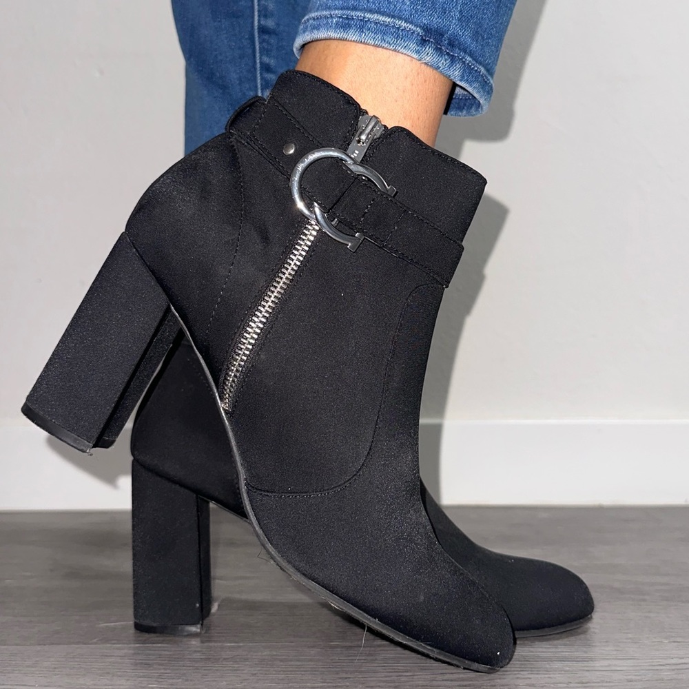 Womens Heeled Booties